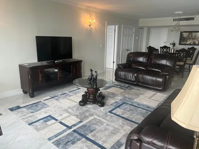 The Patrician of Palm Beach Unit 508 photo 12