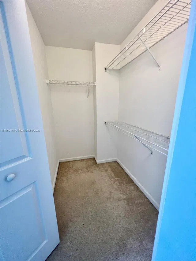 Unit 4305 photo 15