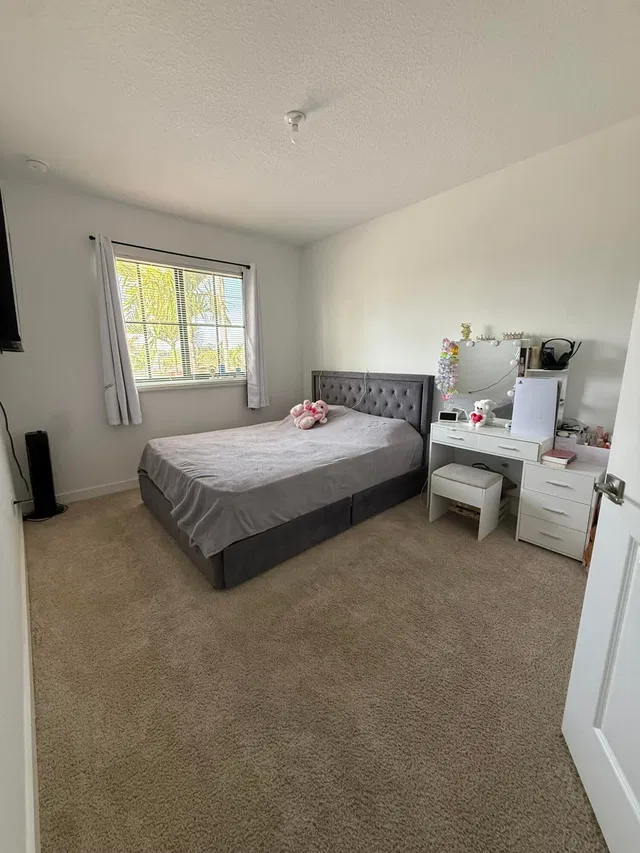  Residence photo 17