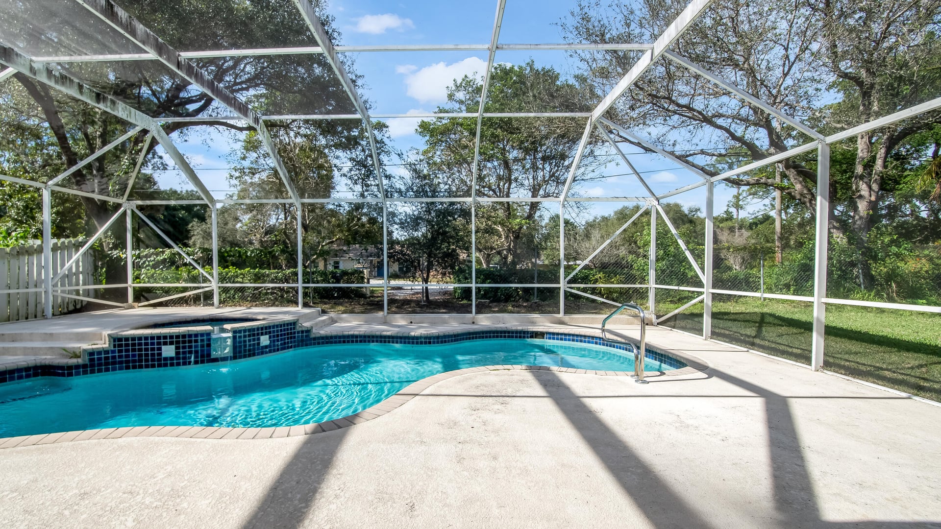  Residence photo 11