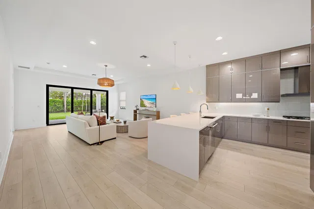 Artistry Palm Beach Gardens Residence photo 9