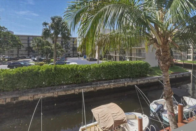 Boca Raton Unit 205 photo 26