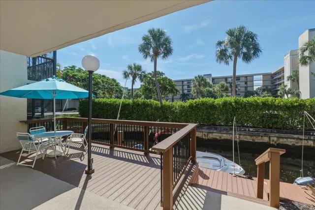 Boca Raton Unit 205 photo 27