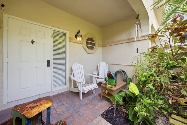 Residence photo 5