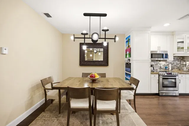 Residence photo 18