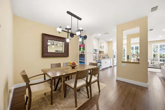 Residence photo 20