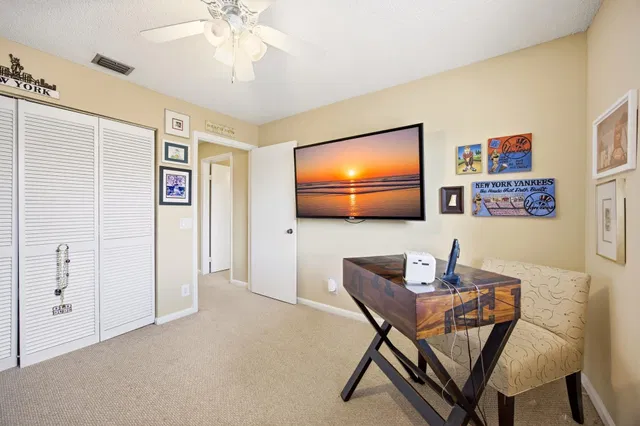 Residence photo 23