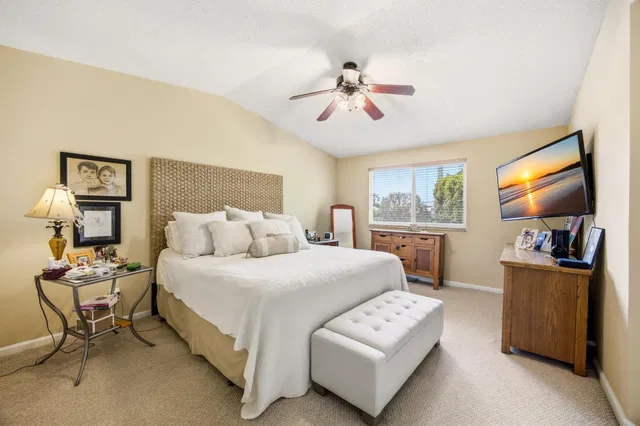 Residence photo 25