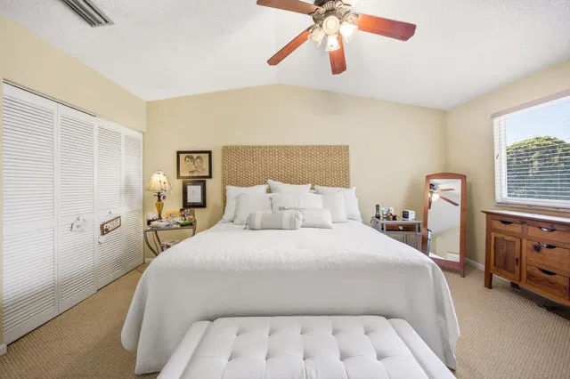 Residence photo 29