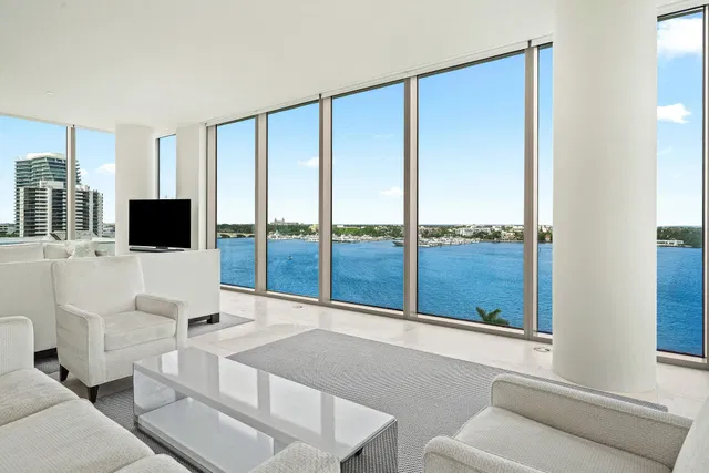 La Clara Palm Beach Unit 804 photo 6