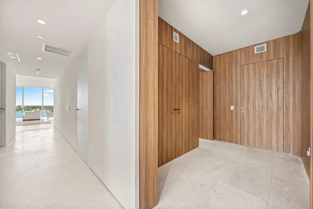 La Clara Palm Beach Unit 804 photo 19
