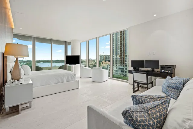 La Clara Palm Beach Unit 804 photo 21