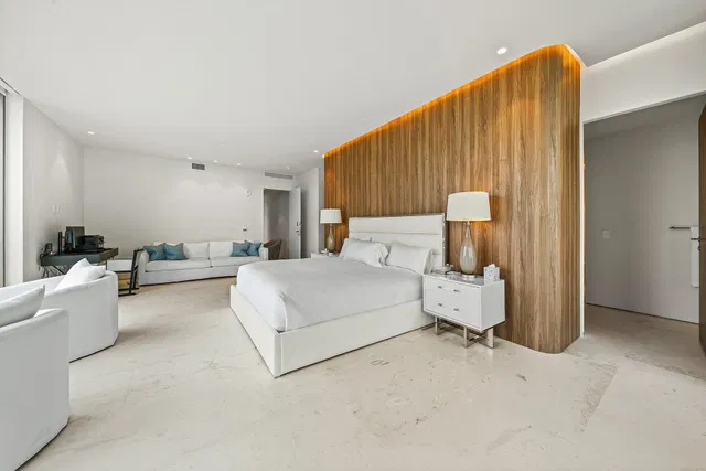 La Clara Palm Beach Unit 804 photo 22