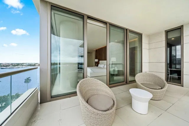 La Clara Palm Beach Unit 804 photo 24