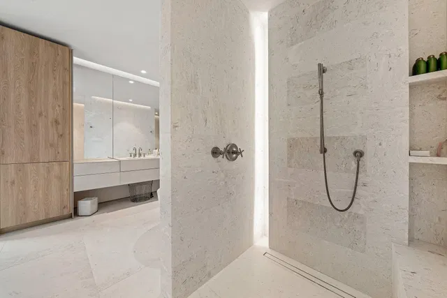 La Clara Palm Beach Unit 804 photo 29