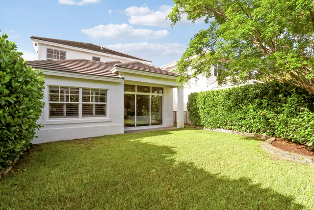 Residence photo 35