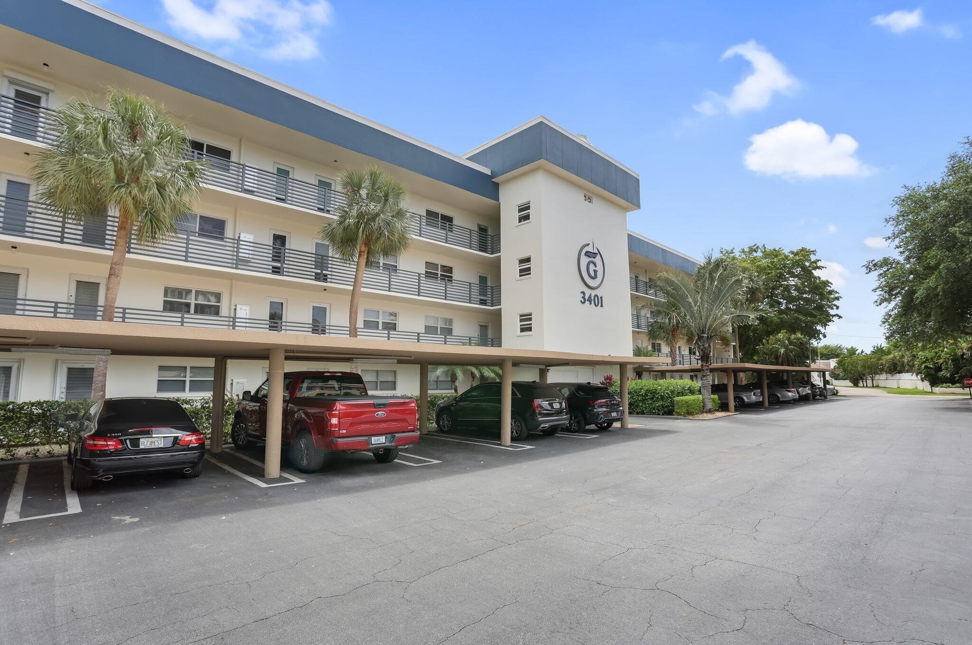 Unit 151 photo 11