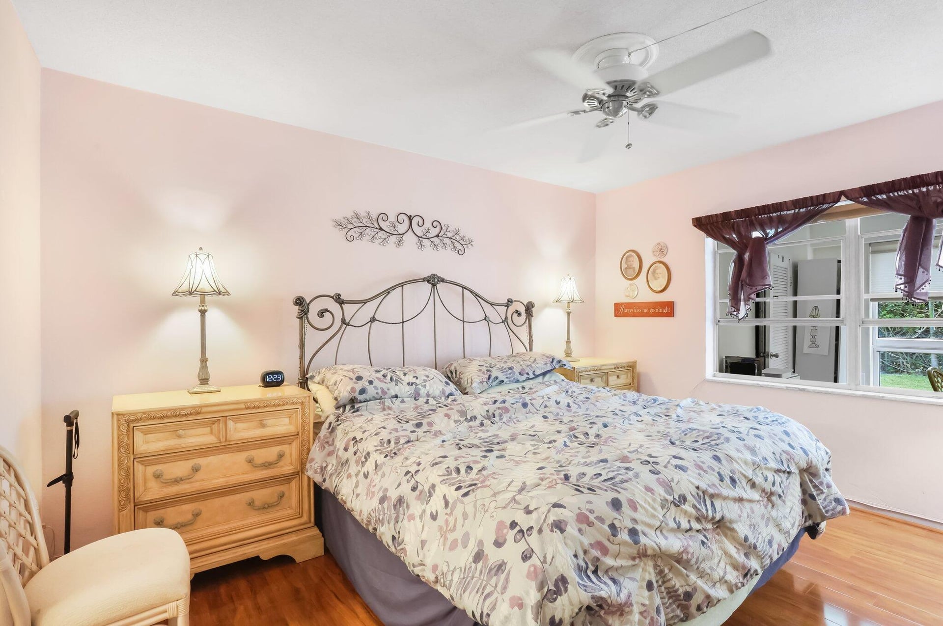 Unit 151 photo 17