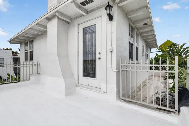West Palm Beach Residence photo 31