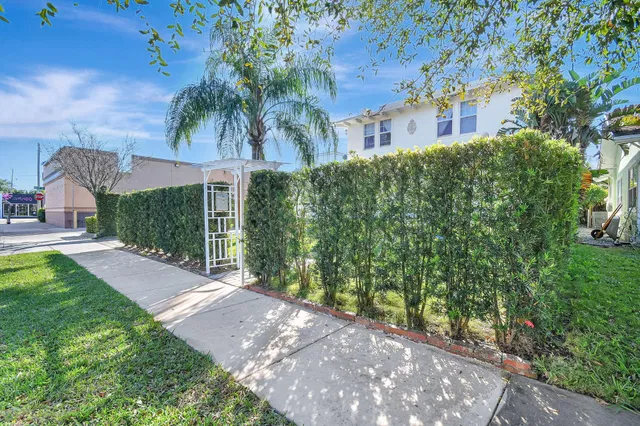 West Palm Beach Residence photo 61