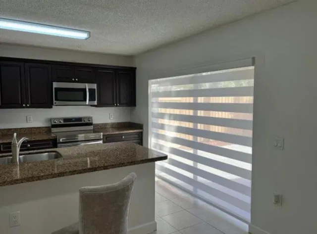 Residence photo 4