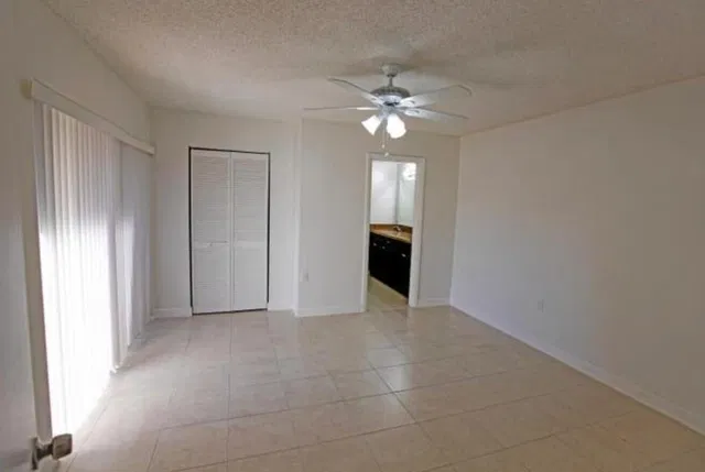 Residence photo 10