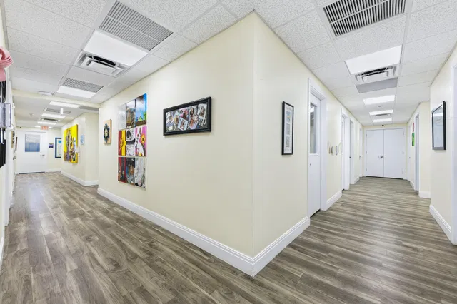 Residence photo 16