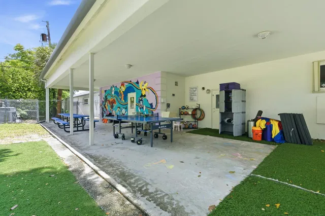 Residence photo 35