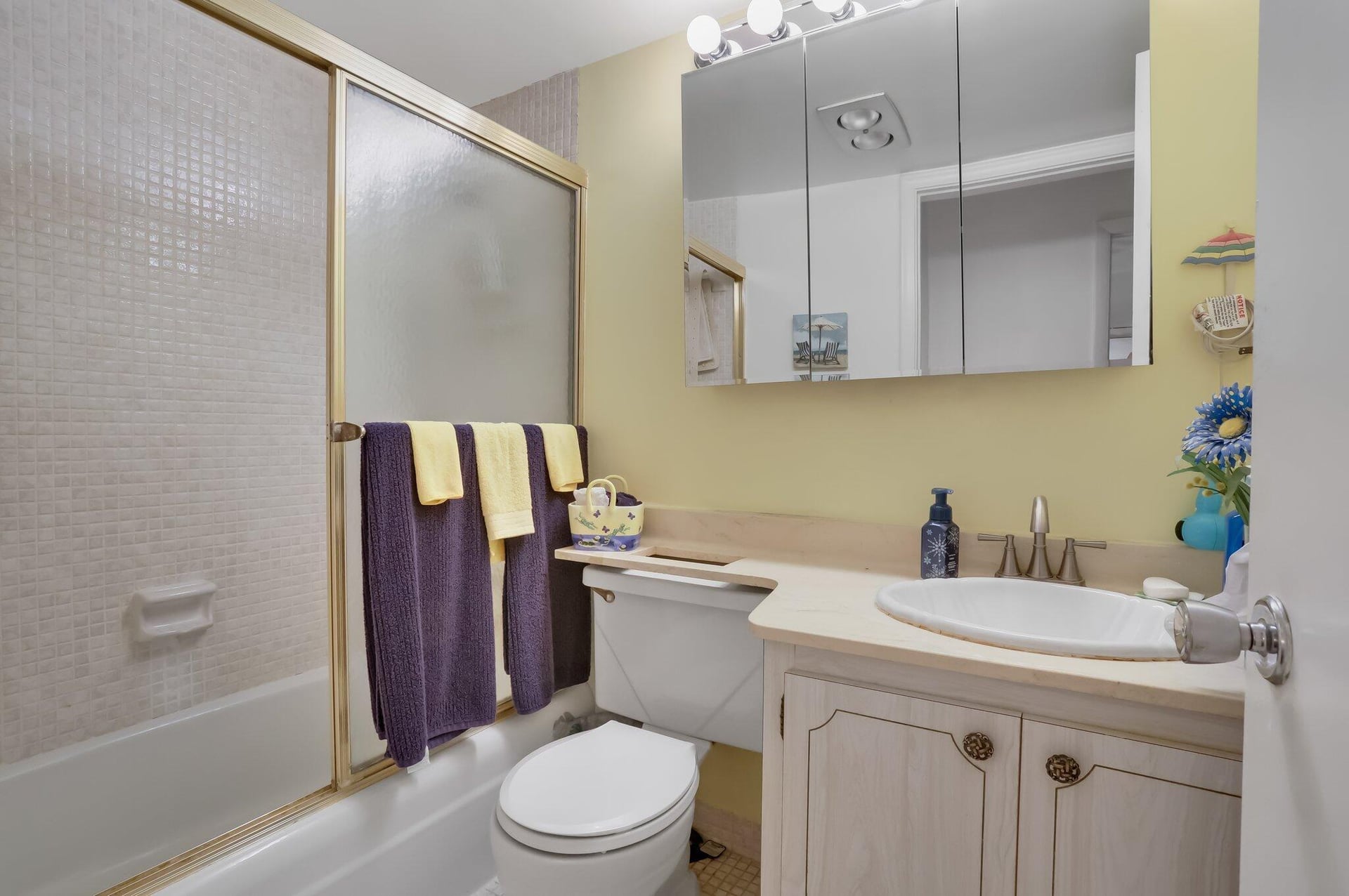Unit 151 photo 14