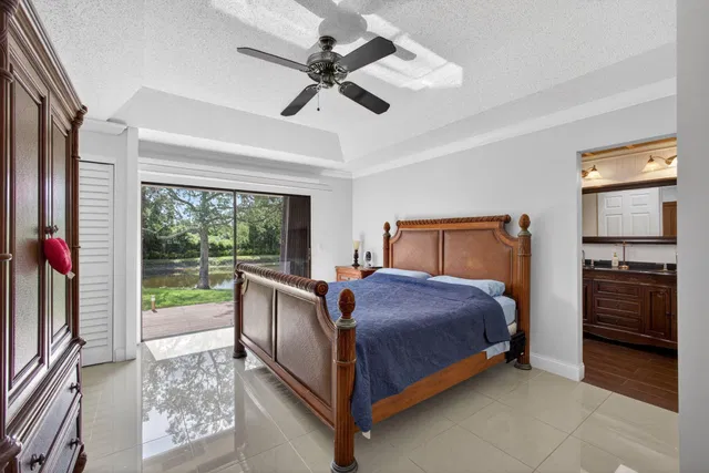 Eastpointe Country Club Residence photo 18