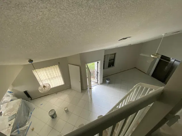 Residence photo 20