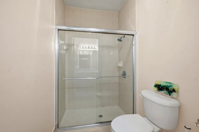 Residence photo 16