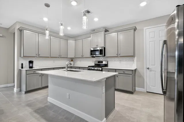 Residence photo 15