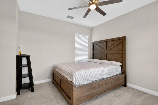 Residence photo 31