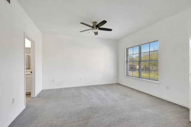 Unit 102 photo 22
