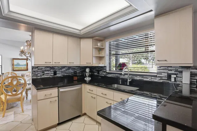 Bocaire Country Club Residence photo 13