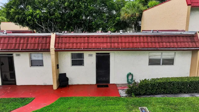  Residence photo 19
