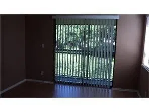 Unit 146 photo 6