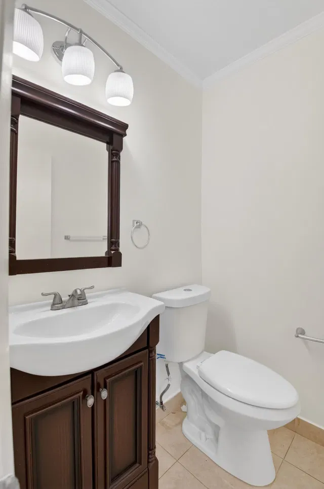 Unit 506 photo 17