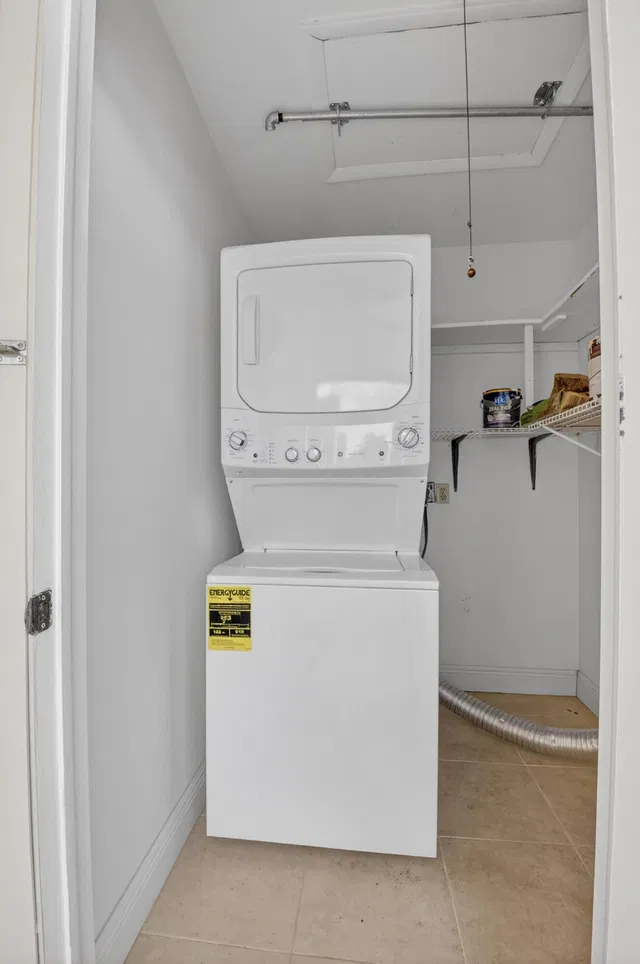 Unit 506 photo 26