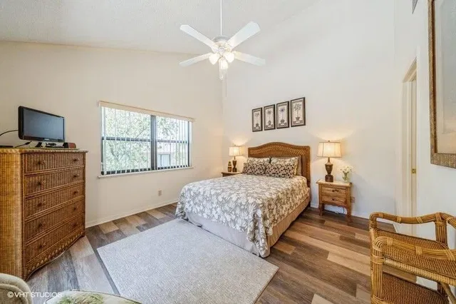 Residence photo 10