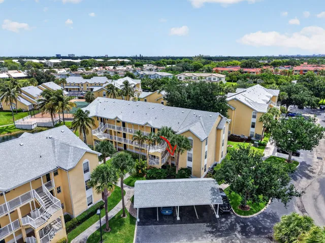 Unit D photo 29
