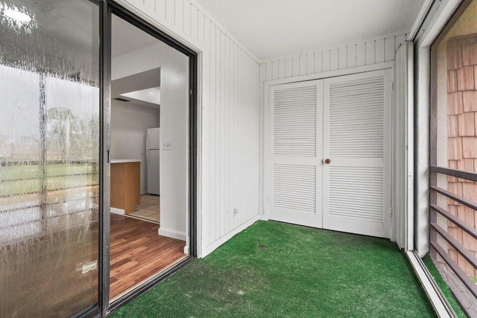 Unit 4151 photo 11