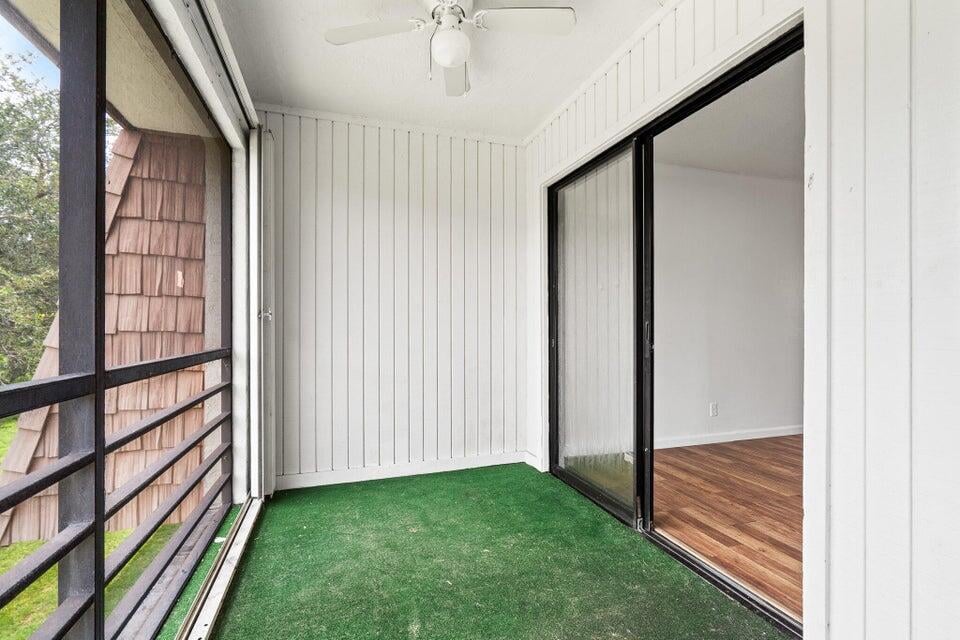 Unit 4151 photo 13