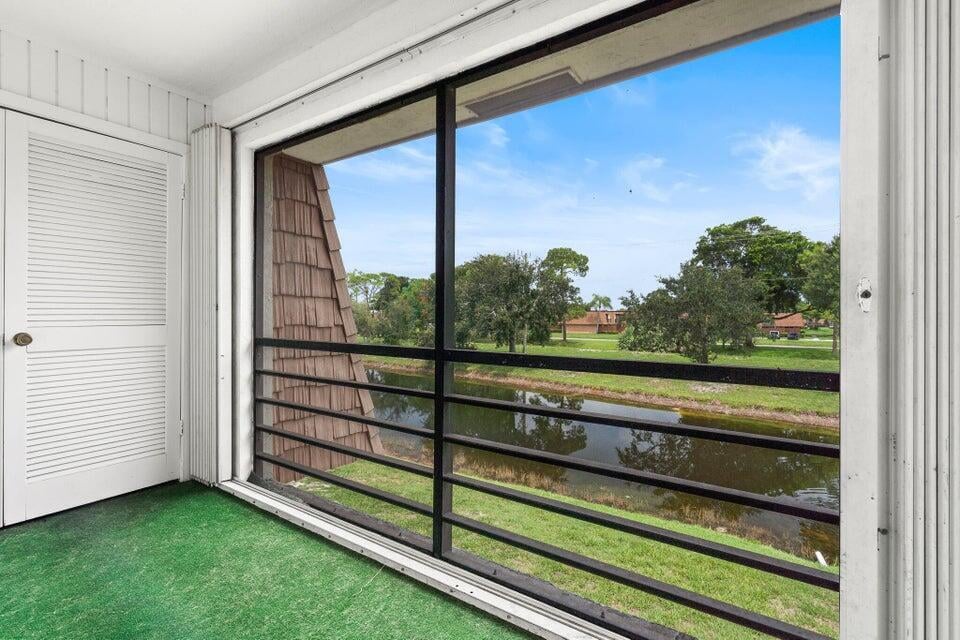 Unit 4151 photo 14