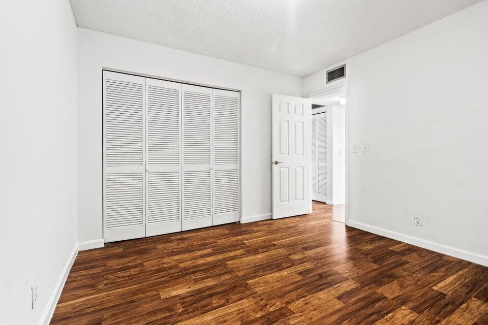 Unit 4151 photo 25