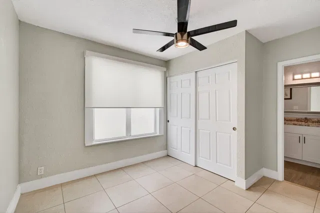 Residence photo 19