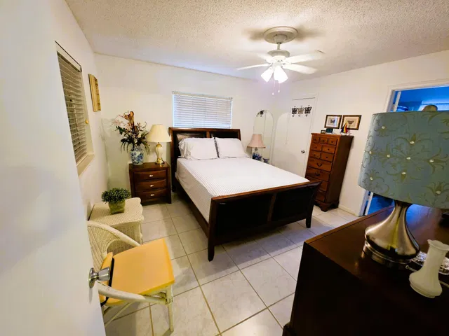 Residence photo 16