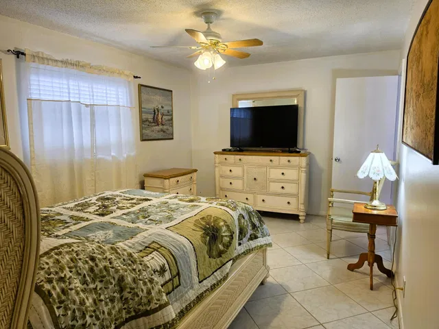 Residence photo 23