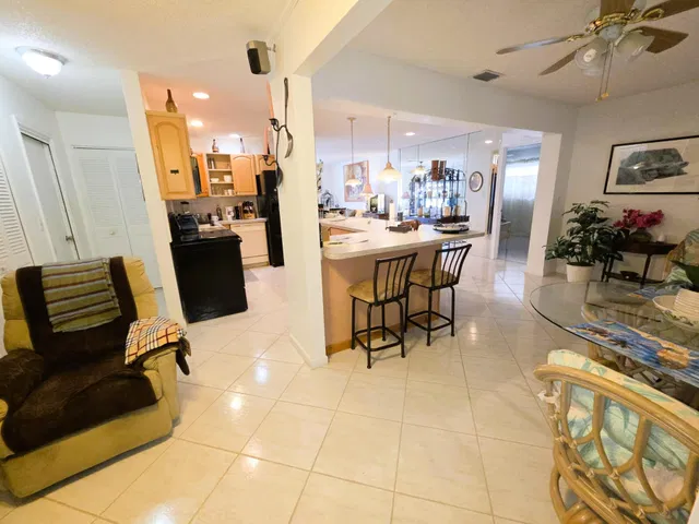 Residence photo 42
